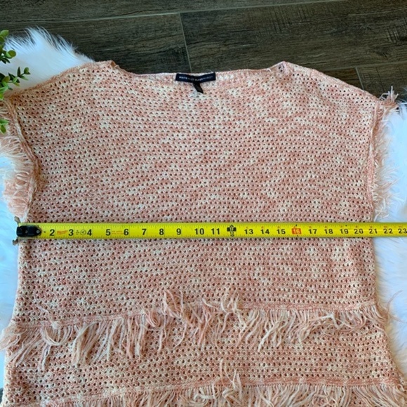 White House Black Market WHBM Boho Fringe Sleeveless Poncho Pullover Sweater L - Picture 6 of 8